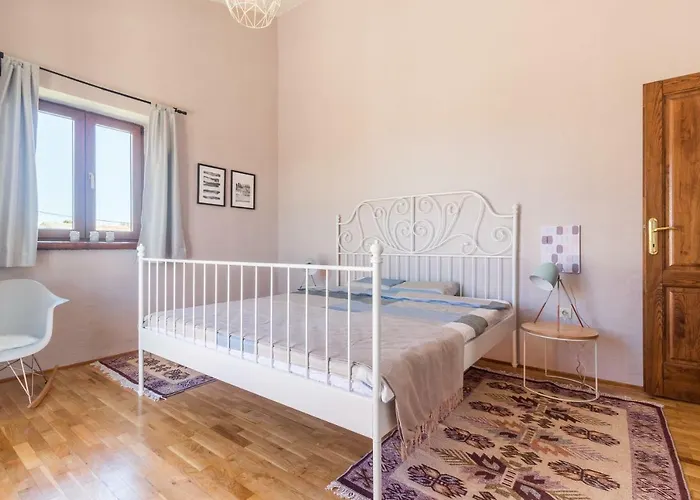 Ingrid * Πόρετς